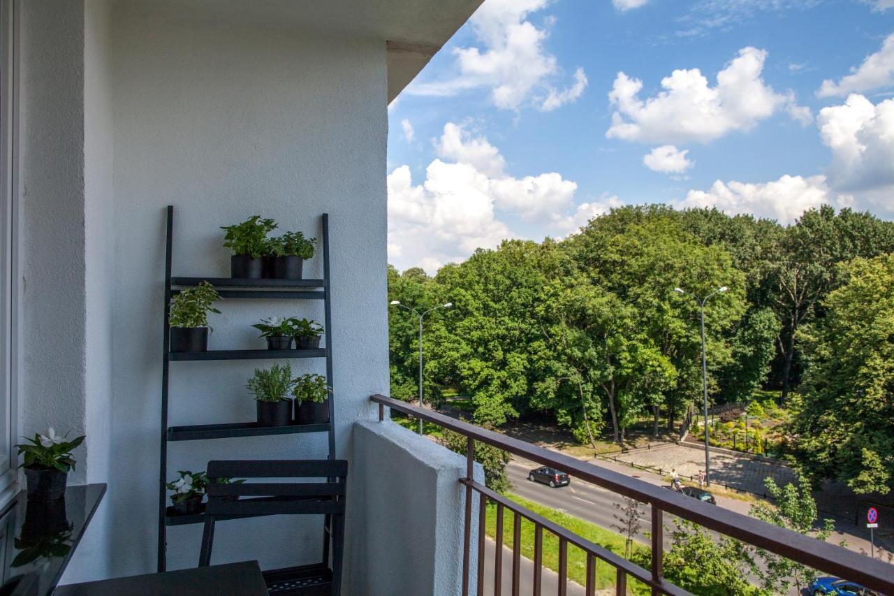 Uni Apartament Лодзь Экстерьер фото